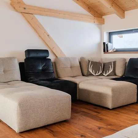 Luxury With Panoramic Views, Sauna, Hot Tub & Cinema *