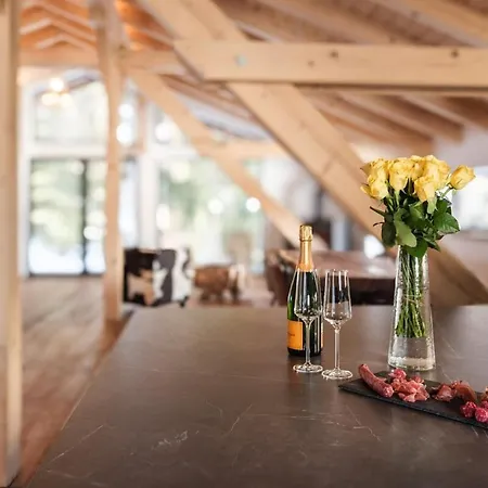 Luxury With Panoramic Views, Sauna, Hot Tub & Cinema