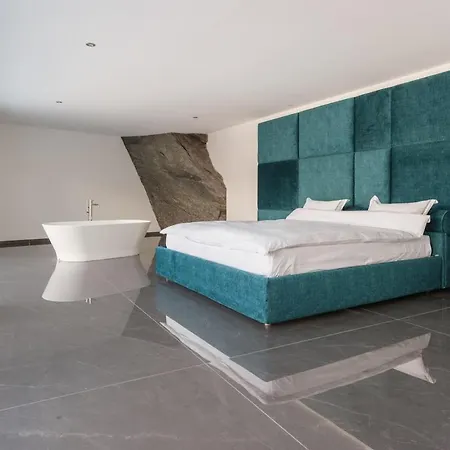 Alpstuga Luxury With Panoramic Views, Sauna, Hot Tub & Cinema