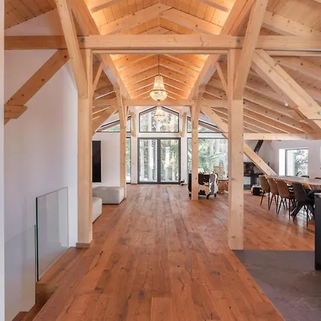Luxury With Panoramic Views, Sauna, Hot Tub & Cinema Σαλέ *