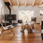 Luxury With Panoramic Views, Sauna, Hot Tub & Cinema *