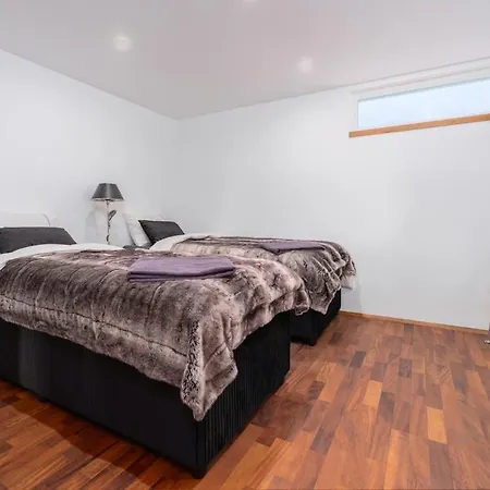 Luxury With Panoramic Views, Sauna, Hot Tub & Cinema شاليه *