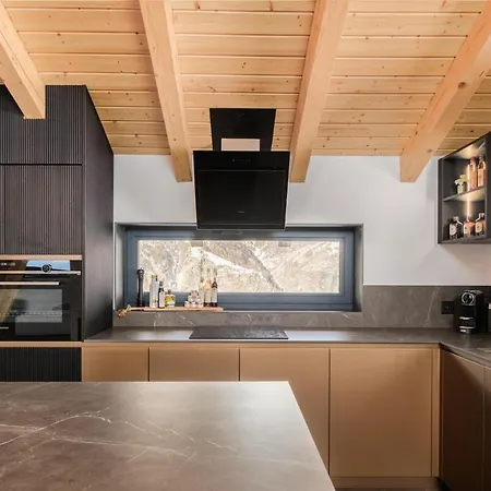 Luxury With Panoramic Views, Sauna, Hot Tub & Cinema شاليه غراشن